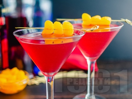 Disaronno and Cranberry        -   
